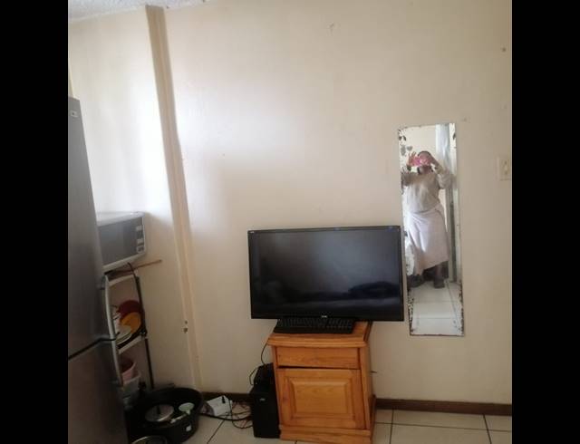 2.5 BEDROOM APARTMENT FOR SALE IN SUNNYSIDE
